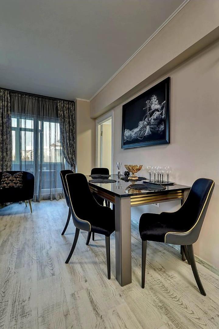 Luxury Apartament Bucarest Extérieur photo